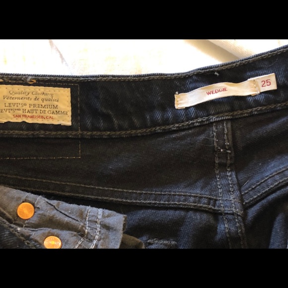 Levi’s wedgie jeans 25’’ - Picture 3 of 3